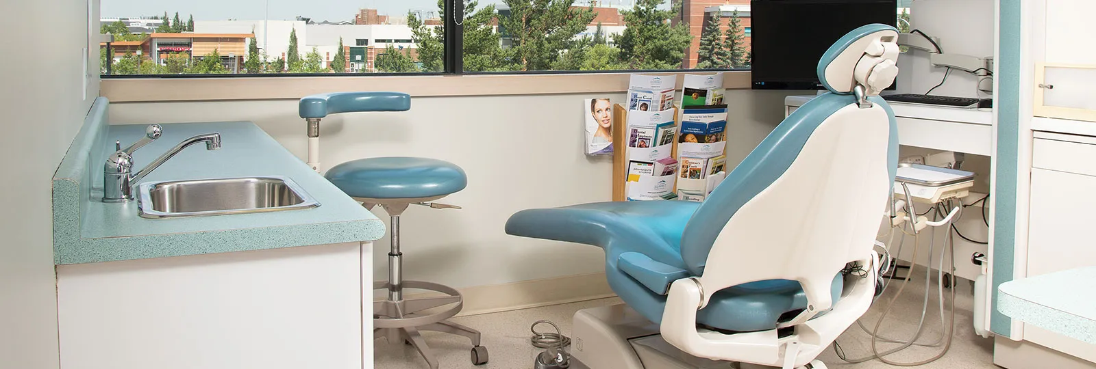 Dental chair